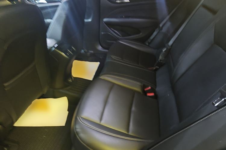 Used Buick Regal 2024 25T Deluxe Edition Left Rear Seat