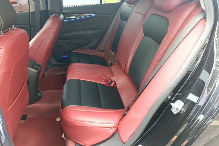Used Buick Regal 2024 25T Deluxe Edition Left Rear Seat