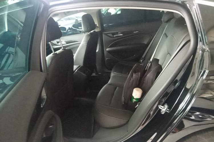 Used Buick Regal 2024 Revised 25T Ultra-Comfort Edition Left Rear Seat