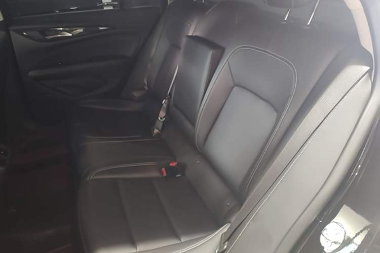 Used Buick Regal 2024 25T Deluxe Edition Left Rear Seat