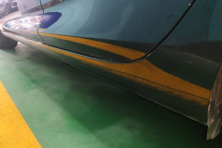 Used Buick Regal 2024 25T Deluxe Edition Left Side Sill