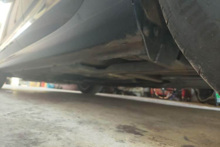Used Buick Regal 2024 28T Luxury Edition Left Side Sill