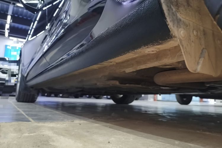 Used Buick Regal 2024 25T Deluxe Edition Left Side Sill