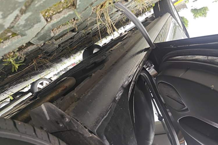 Used Buick Regal 2024 25T Deluxe Edition Left Side Sill