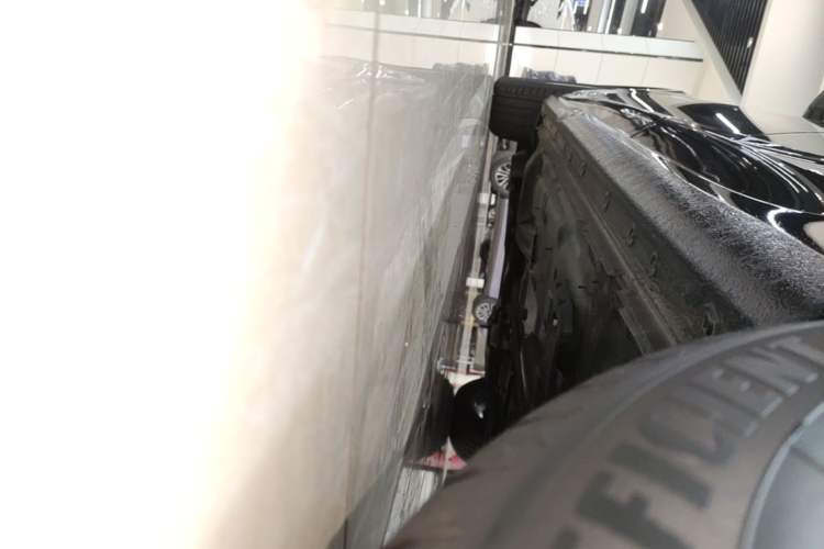 Used Buick Regal 2024 25T Deluxe Edition Left Side Sill