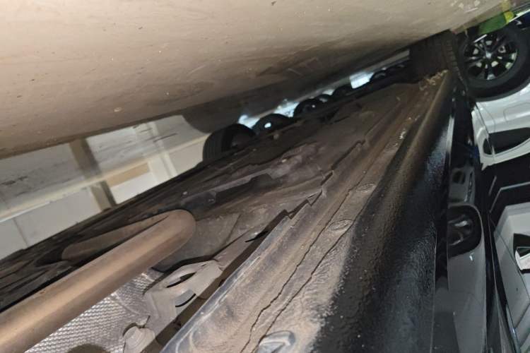 Used Buick Regal 2024 25T Deluxe Edition Left Side Sill