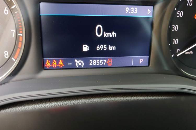 Used Buick Regal 2024 Revised 25T Ultra-Comfort Edition Odometer Close Up