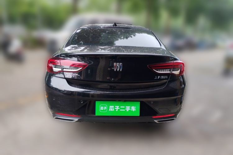 Used Buick Regal 2024 25T Deluxe Edition Rear