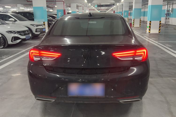 Used Buick Regal 2024 25T Deluxe Edition Rear