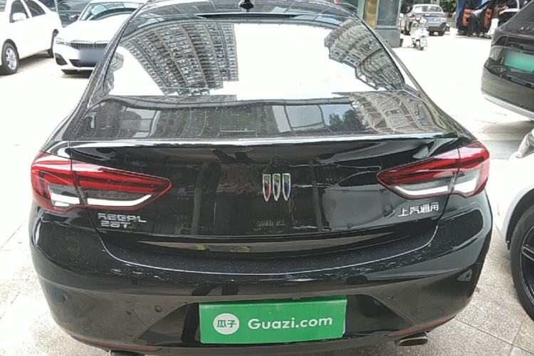 Used Buick Regal 2024 28T Luxury Edition Rear