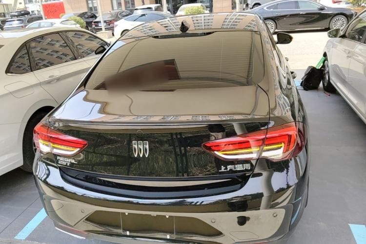 Used Buick Regal 2024 25T Deluxe Edition Rear