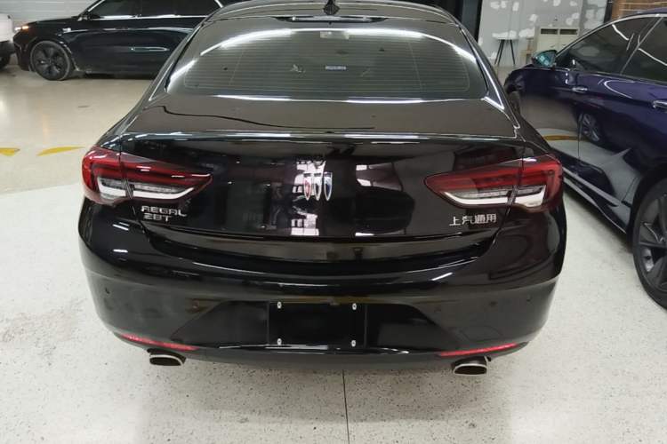 Used Buick Regal 2024 28T Luxury Edition Rear
