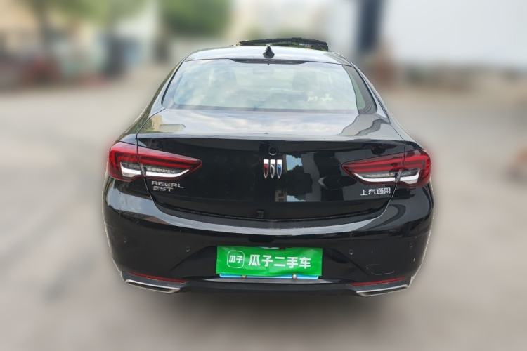 Used Buick Regal 2024 25T Deluxe Edition Rear