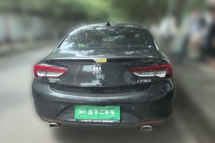 Used Buick Regal 2024 28T Luxury Edition Rear