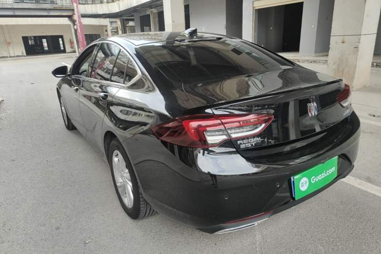 Used Buick Regal 2024 25T Deluxe Edition Rear Left 45 Deg