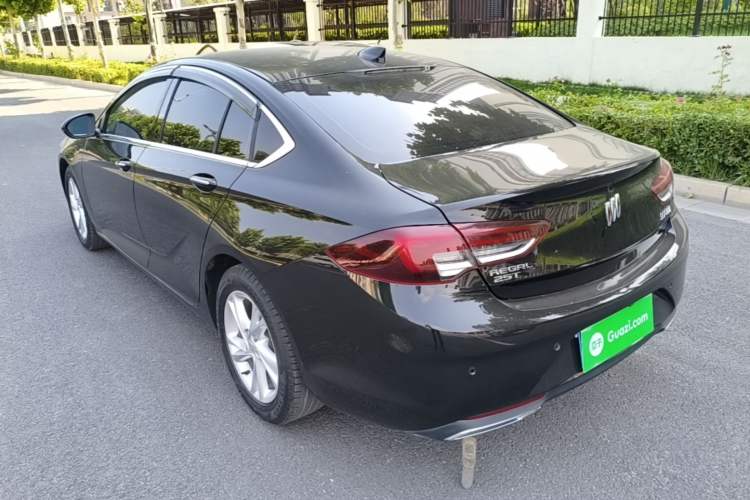 Used Buick Regal 2024 25T Deluxe Edition Rear Left 45 Deg