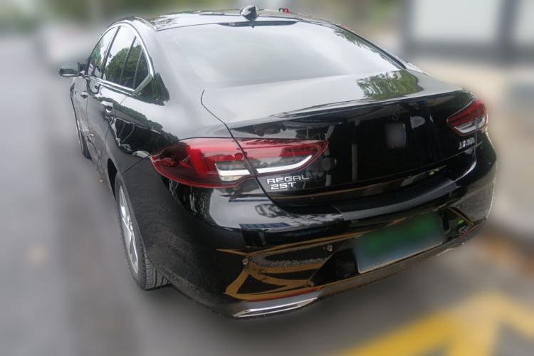 Used Buick Regal 2024 25T Deluxe Edition Rear Left 45 Deg