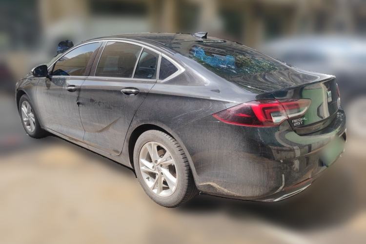 Used Buick Regal 2024 25T Deluxe Edition Rear Left 45 Deg