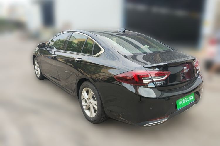 Used Buick Regal 2024 25T Deluxe Edition Rear Left 45 Deg