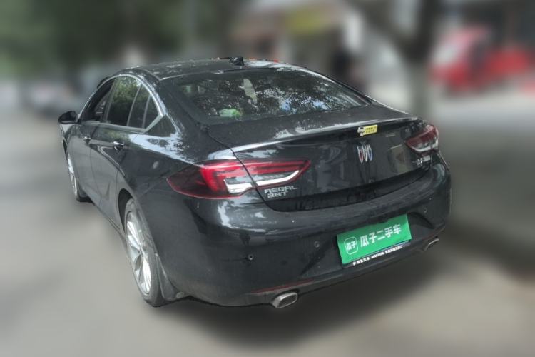 Used Buick Regal 2024 28T Luxury Edition Rear Left 45 Deg