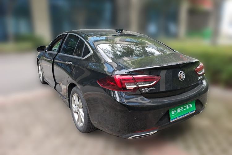 Used Buick Regal 2024 25T Deluxe Edition Rear Left 45 Deg