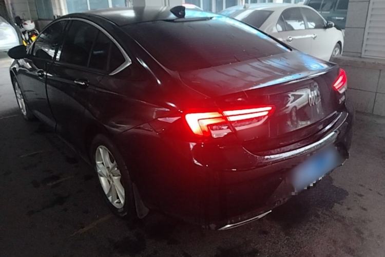 Used Buick Regal 2024 25T Deluxe Edition Rear Left 45 Deg