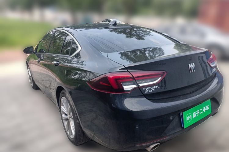 Used Buick Regal 2024 28T Luxury Edition Rear Left 45 Deg