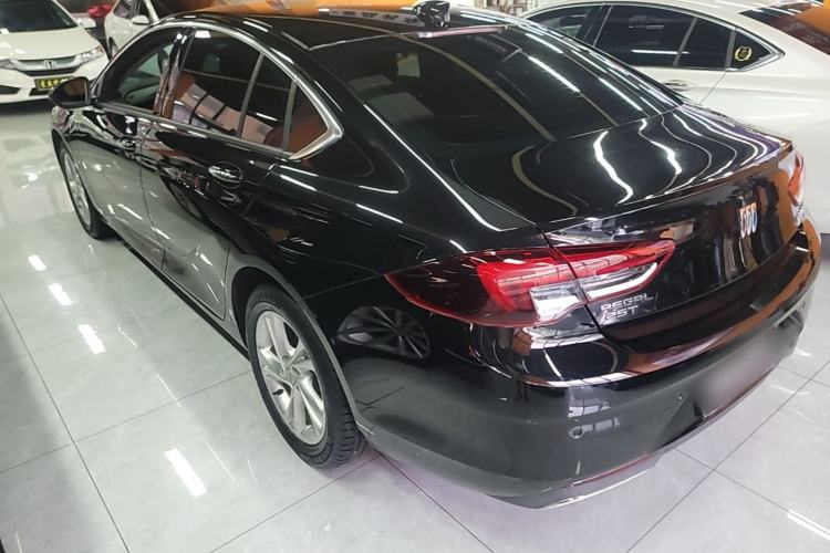 Used Buick Regal 2024 25T Deluxe Edition Rear Left 45 Deg