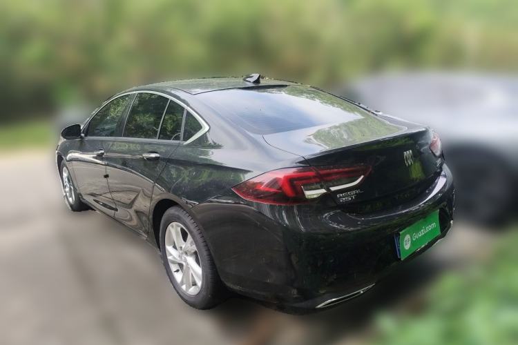 Used Buick Regal 2024 25T Deluxe Edition Rear Left 45 Deg