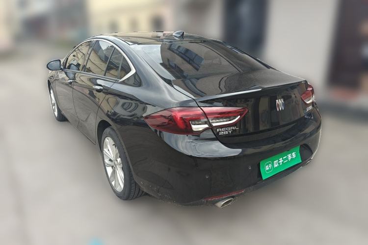 Used Buick Regal 2024 28T Luxury Edition Rear Left 45 Deg