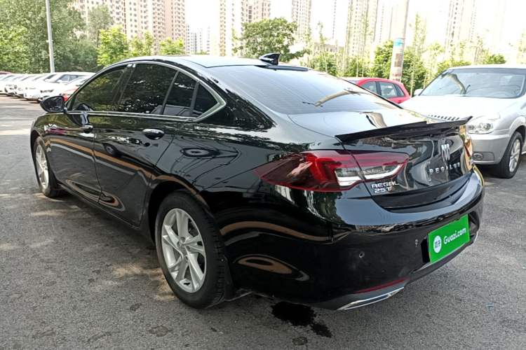 Used Buick Regal 2024 25T Deluxe Edition Rear Left 45 Deg