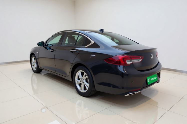 Used Buick Regal 2024 25T Deluxe Edition Rear Left 45 Deg