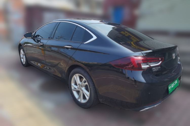 Used Buick Regal 2024 25T Deluxe Edition Rear Left 45 Deg