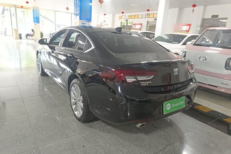 Used Buick Regal 2024 28T Luxury Edition Rear Left 45 Deg