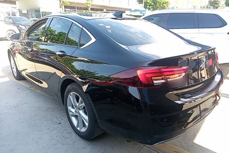 Used Buick Regal 2024 25T Deluxe Edition Rear Left 45 Deg