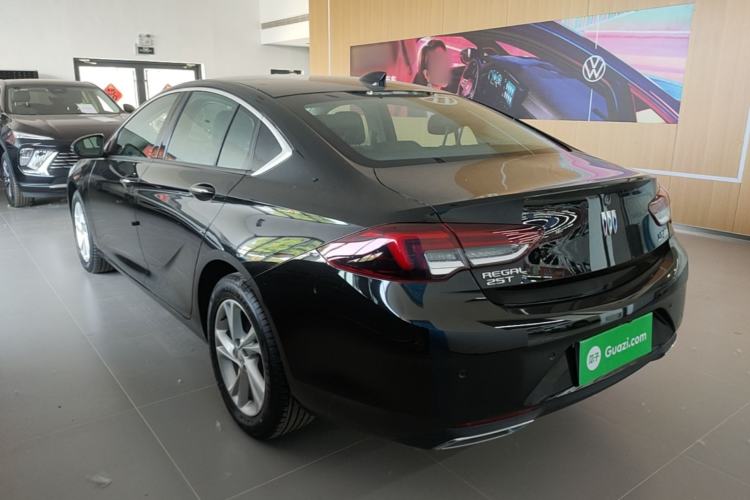 Used Buick Regal 2024 25T Deluxe Edition Rear Left 45 Deg