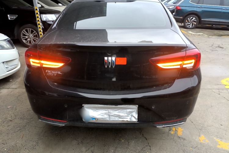 Used Buick Regal 2024 25T Deluxe Edition Rear