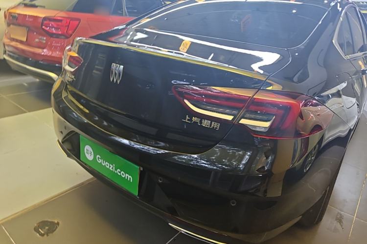 Used Buick Regal 2024 25T Deluxe Edition Rear