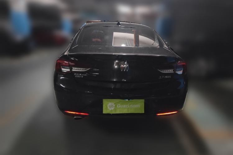 Used Buick Regal 2024 28T Luxury Edition Rear