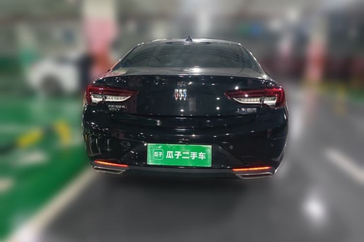 Used Buick Regal 2024 25T Deluxe Edition Rear
