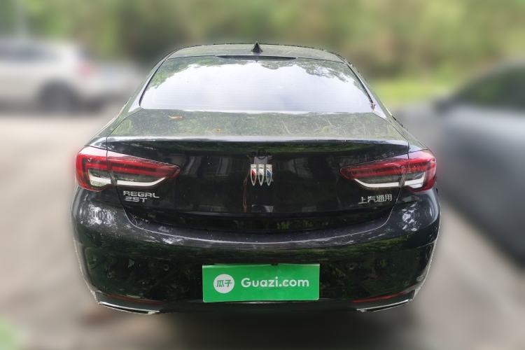 Used Buick Regal 2024 25T Deluxe Edition Rear