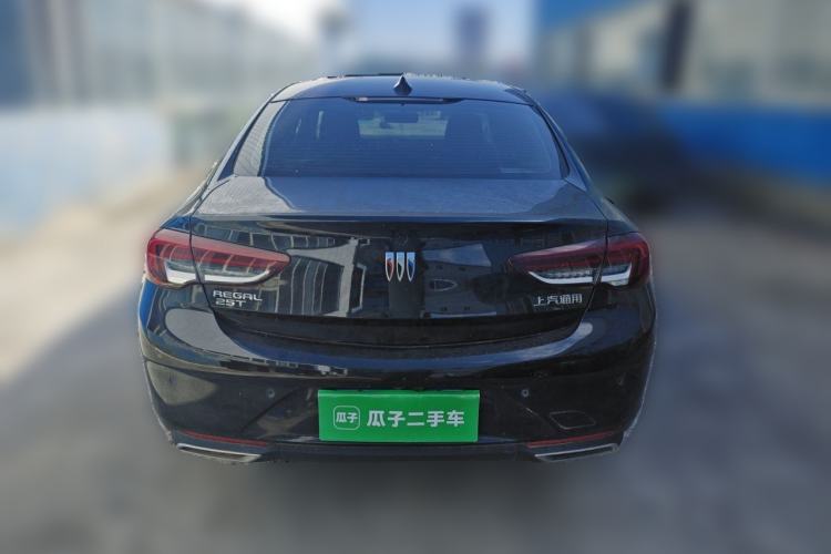 Used Buick Regal 2024 25T Deluxe Edition Rear