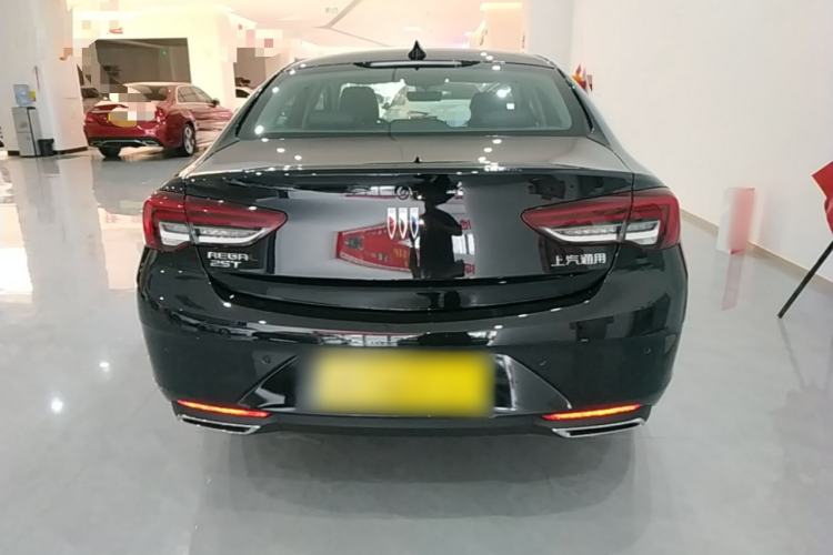 Used Buick Regal 2024 25T Deluxe Edition Rear