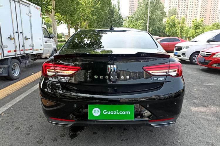 Used Buick Regal 2024 25T Deluxe Edition Rear