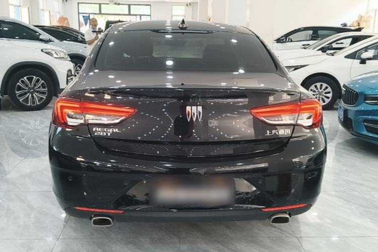 Used Buick Regal 2024 28T Luxury Edition Rear