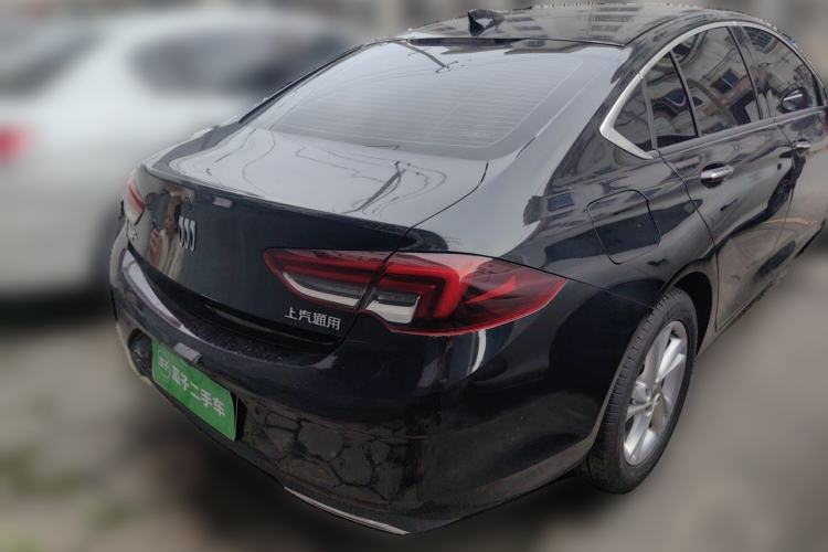 Used Buick Regal 2024 25T Deluxe Edition Rear Right 45 Deg