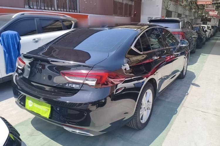 Used Buick Regal 2024 25T Deluxe Edition Rear Right 45 Deg