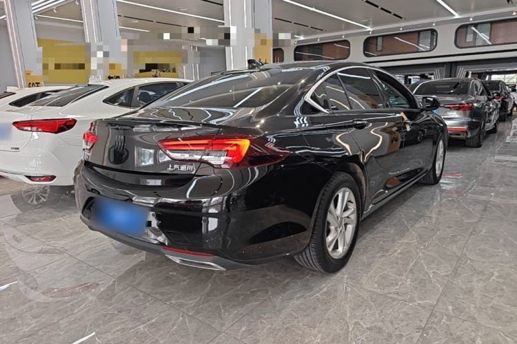 Used Buick Regal 2024 25T Deluxe Edition Rear Right 45 Deg