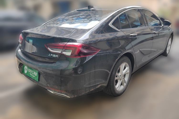 Used Buick Regal 2024 25T Deluxe Edition Rear Right 45 Deg