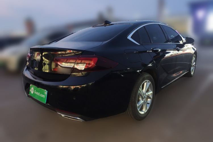 Used Buick Regal 2024 25T Deluxe Edition Rear Right 45 Deg